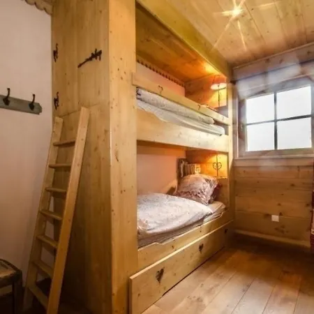 Шале Chalet Chamonix-mont-blanc, 7 Pieces, 12 Personnes - Fr-1-507-39